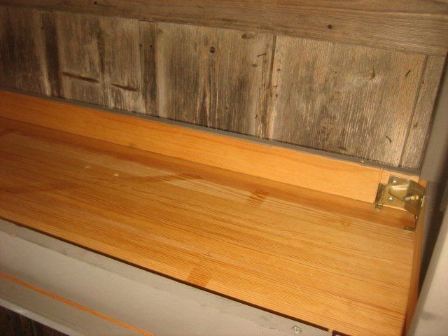 Tavoli: Beistelltisch aus Holz silbrig – Usato da Winterthur venduto da pf02 3