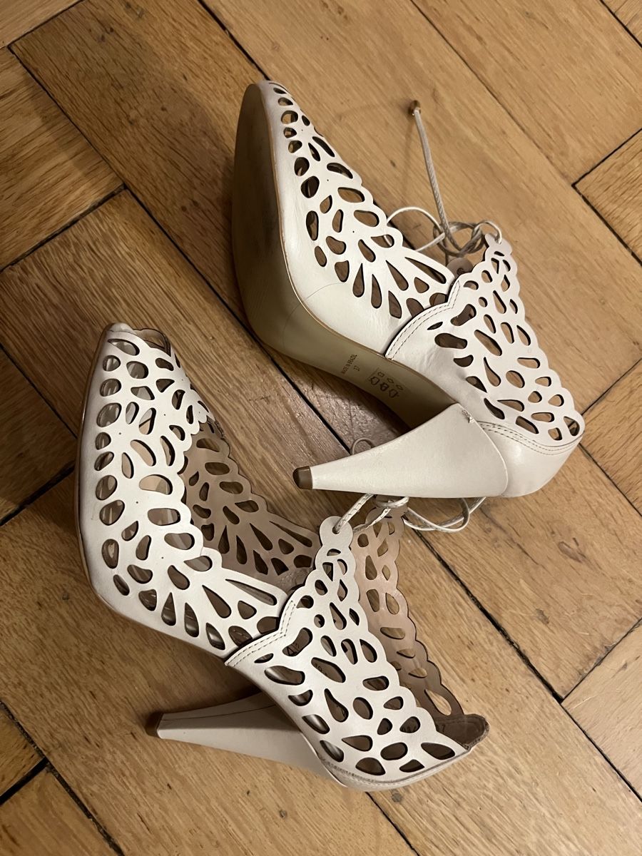 Damenschuhe: Ivory Leather high Heels, Size 37 – Gebraucht aus Zürich von eem_xz9h 1
