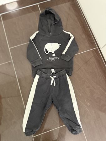 Süesser Snoopy Jogginganzug, Grösse 80