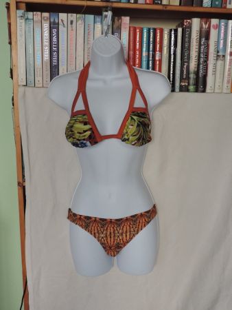 maillot de bain orange avec robe et sac