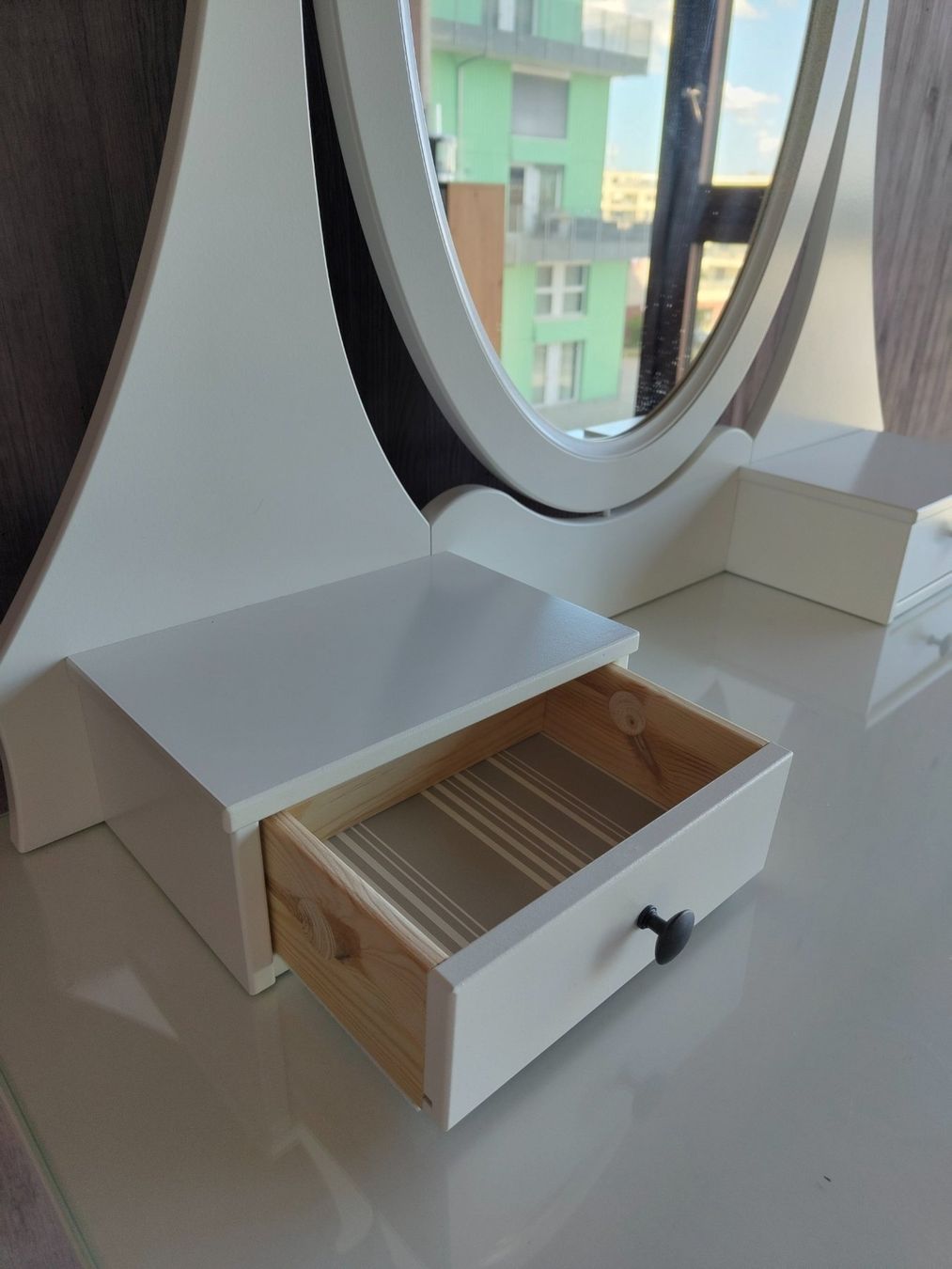 Ikea Coiffeuses: IKEA HEMNES Schminktisch – D'occasion à Regensdorf par kat_5n2y 3