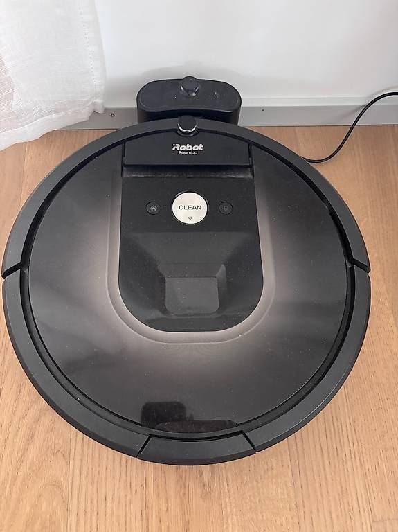 Aspirateurs & Accessoires: Irobot Staubsauger inkl. Ersatzteile – D'occasion à Dübendorf par pau_2sq6