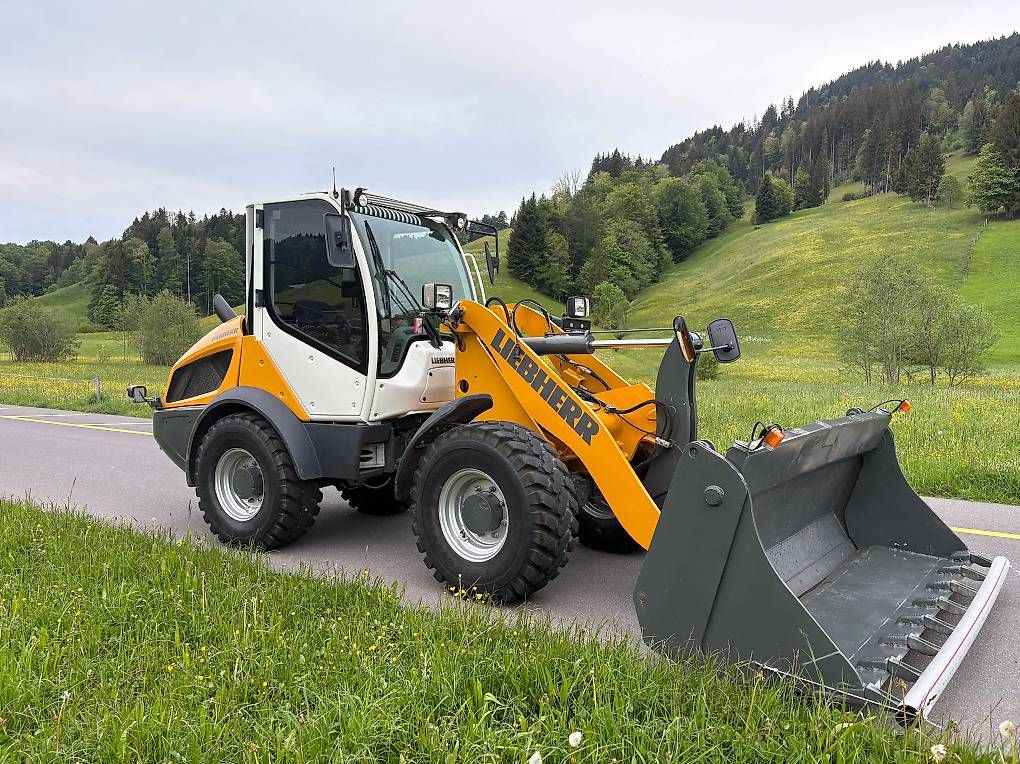 Liebherr Caricatori: Liebherr L508C Radlader – Usato da Rothenthurm venduto da FHS6418