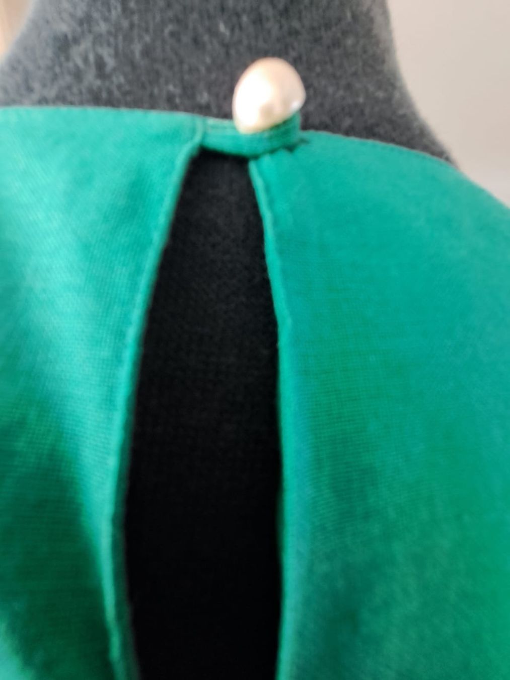 Maglioni & Felpe: extravaganter Pulli von SIDE EFFECTS – Usato da Neuhausen am Rheinfall venduto da mariess 4
