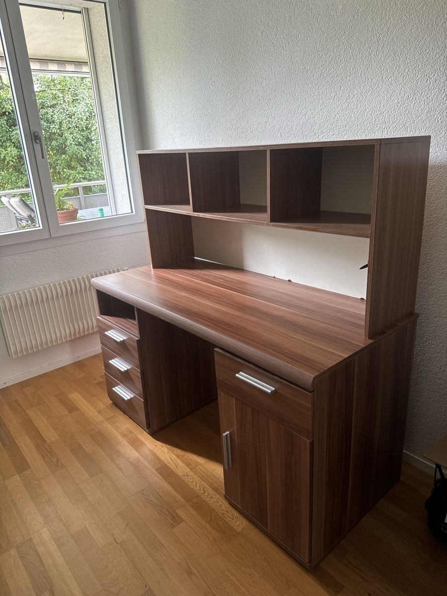 Bureaux: Bürotisch – D'occasion à Aarberg par Florian-72 1