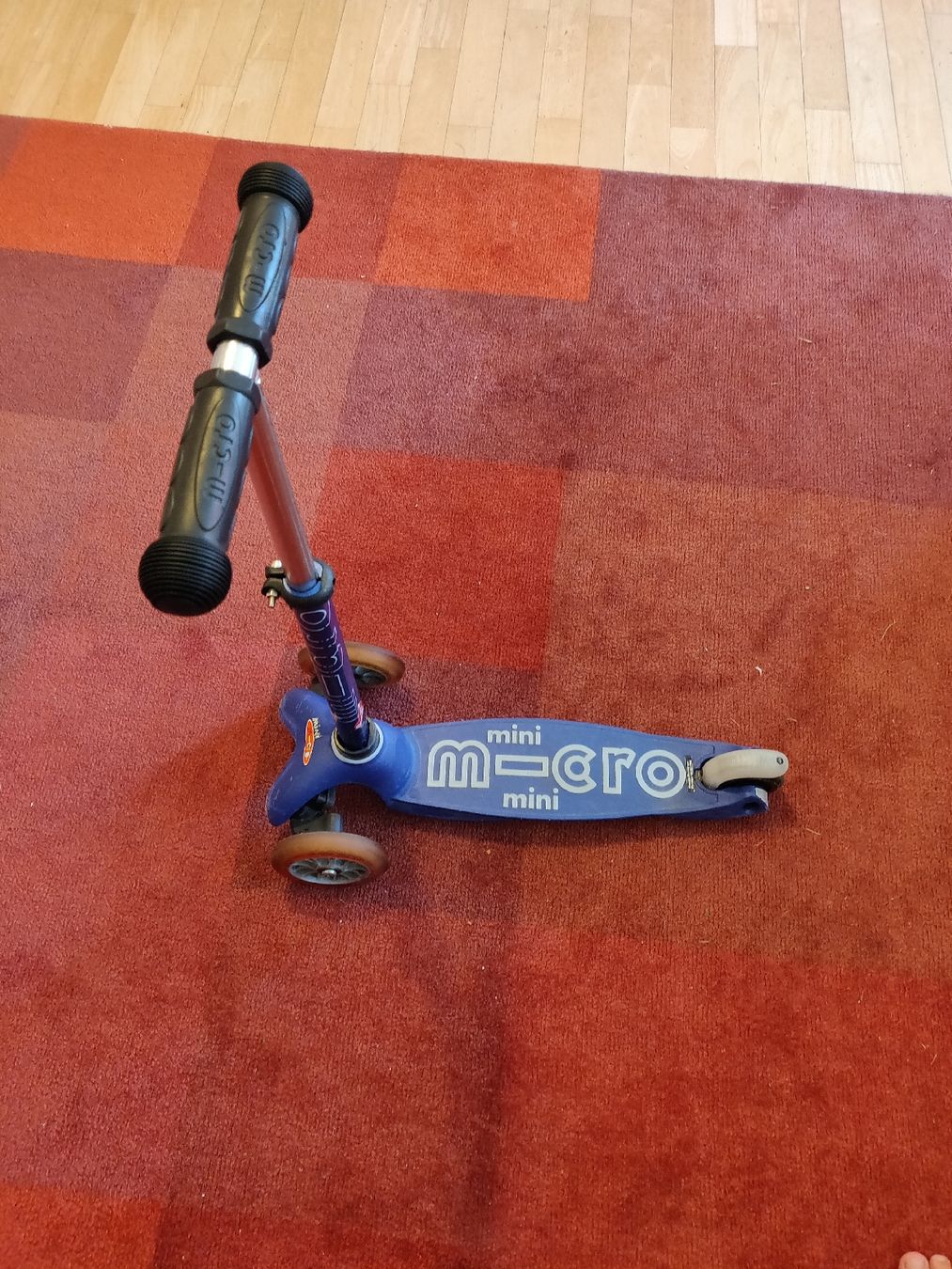 Micro Fahrzeuge für Kinder: Kinderscooter Mini Micro blau guter Zustand – Gebraucht aus Baden von vongillus