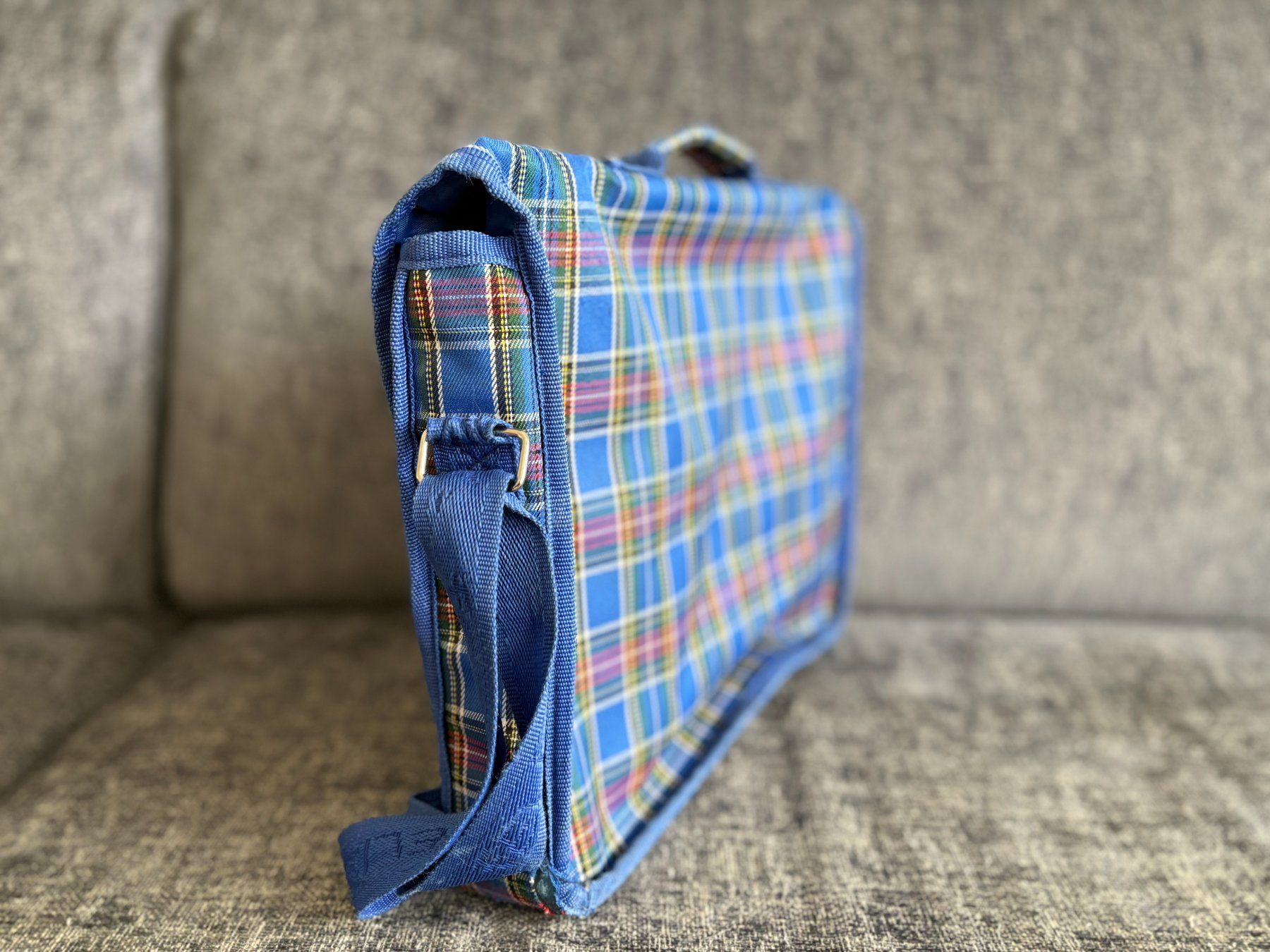 Borse & Zaini: Tasche/Mappe mit "Felix" Logo – Usato da Disentis/Mustér venduto da Lisli_p 1