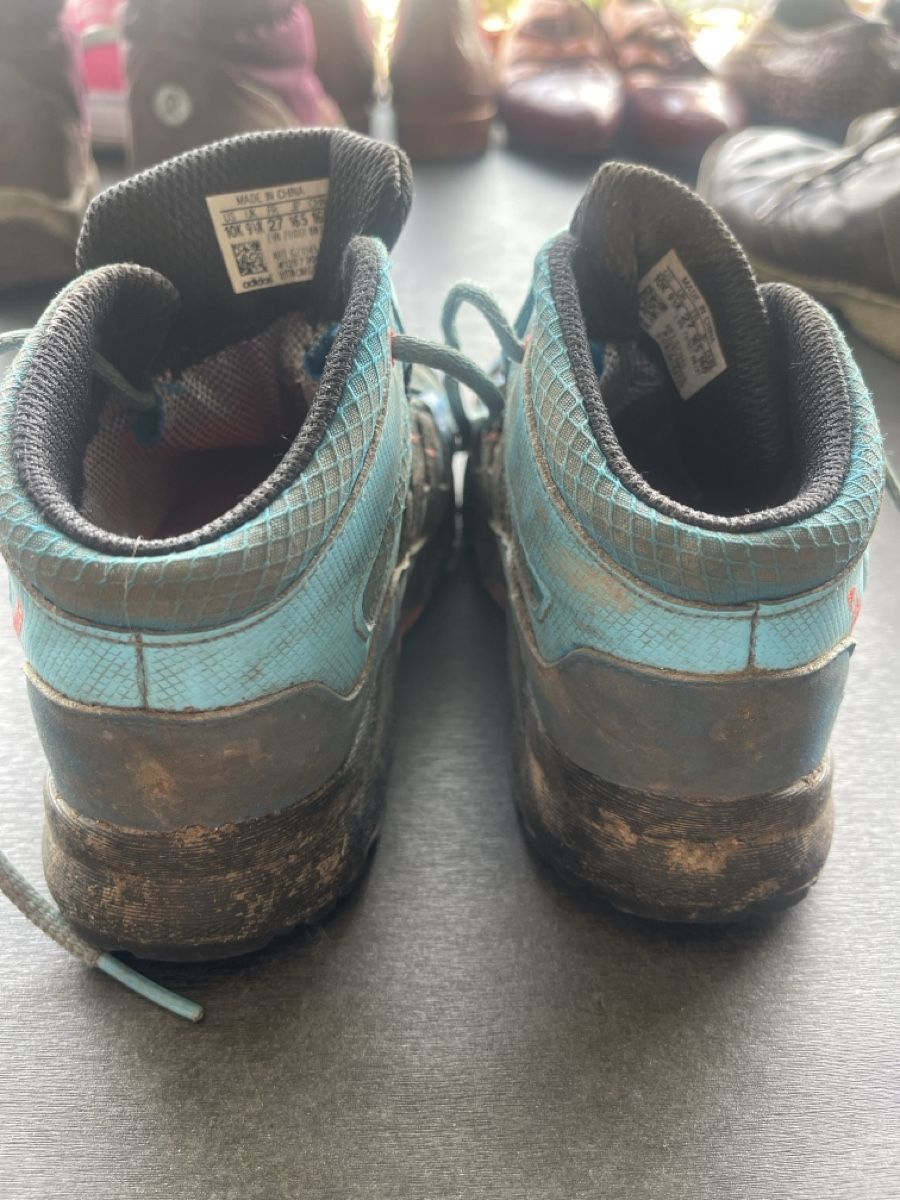 Adidas Scarpe per ragazzi: Adidas Terrex Gr 27 – Usato da Beckenried venduto da ciaran 2