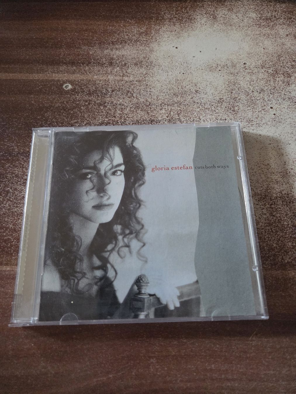 CD: Gloria Estefan – Cuts Both Ways – Usato da Wattenwil venduto da Mage66