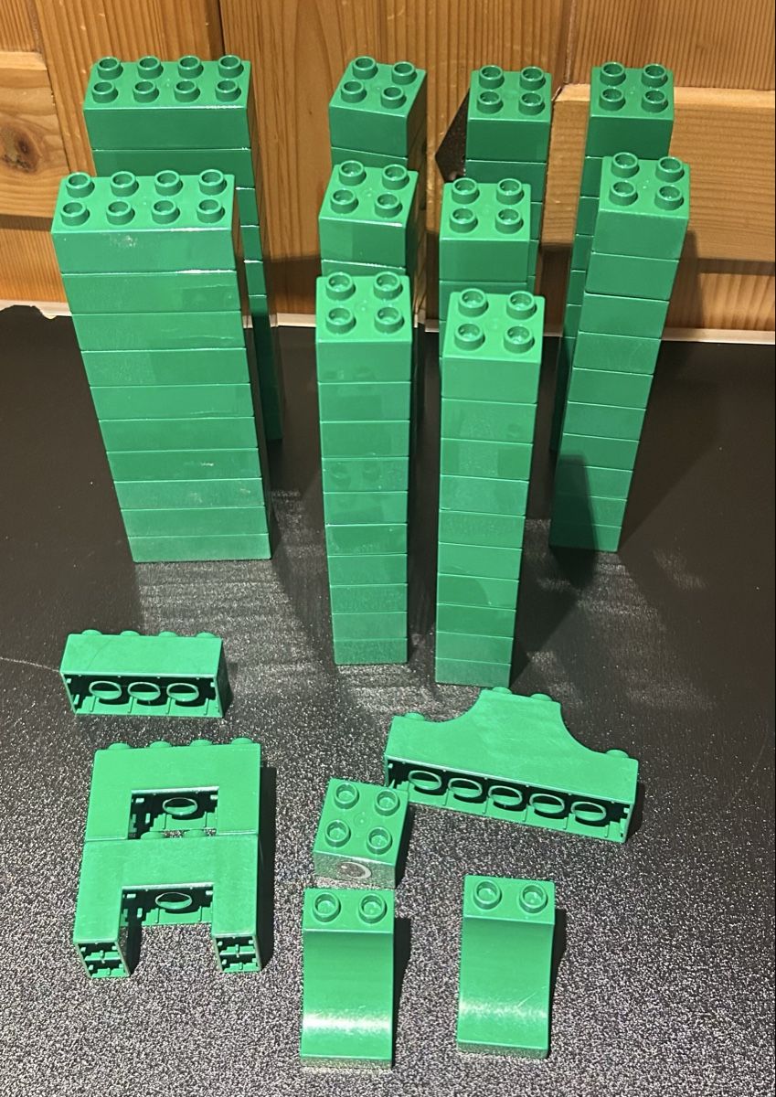 Lego Giocattoli: grüne Duplo Lego Steine – Usato da Oberrüti venduto da SussiundStrolch