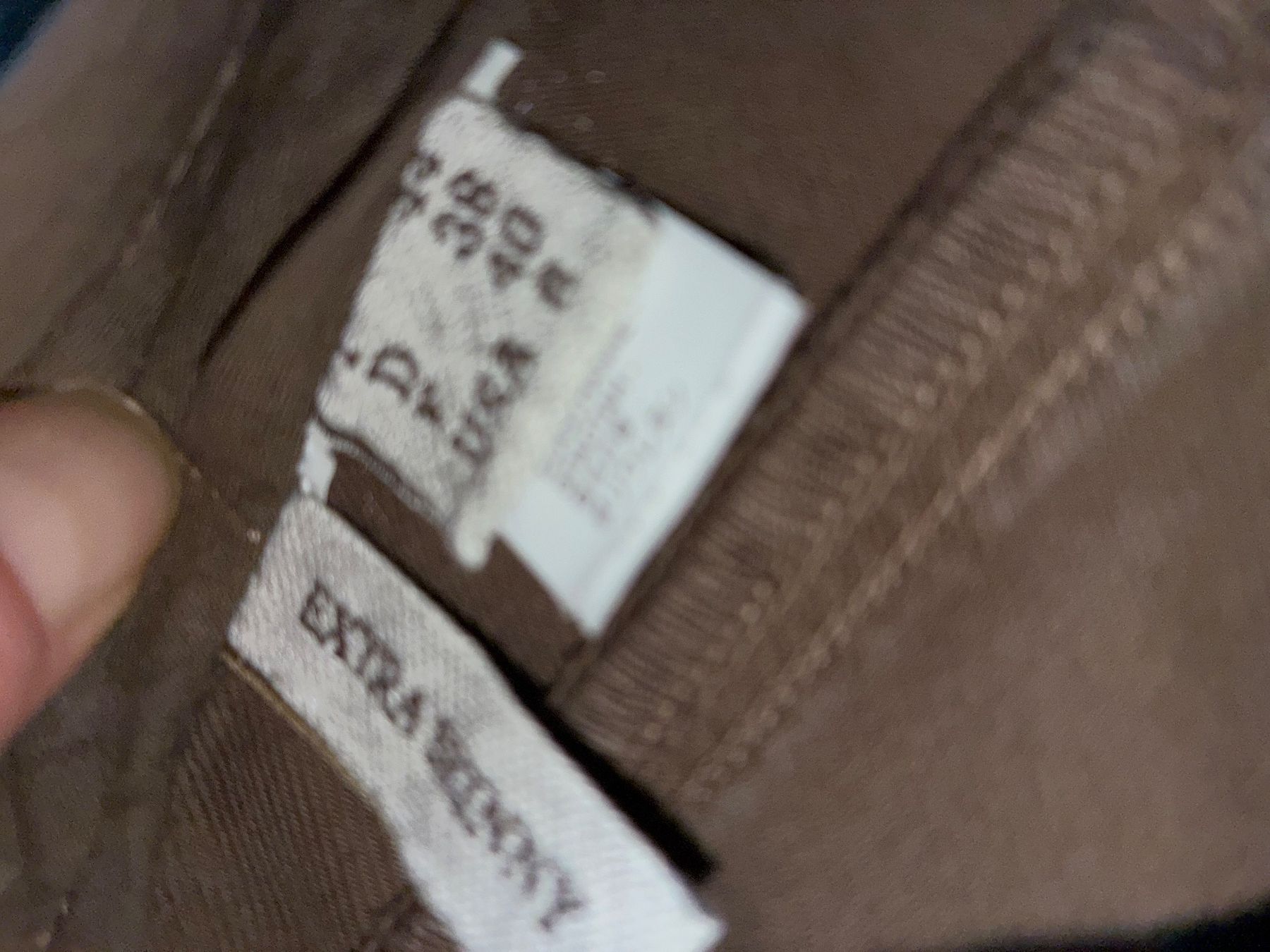 Brunello Cucinelli Pantalons: BRUNELLO CUCINELLI – Neuf (Voir description) à Rümlang par har_z6qv 2