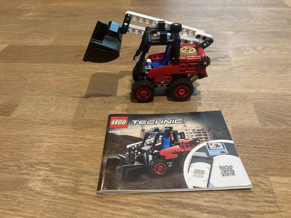 Lego Kit di costruzioni: Pelleteuse Lego Technic 42116 – Usato da Bourrignon venduto da Rere3