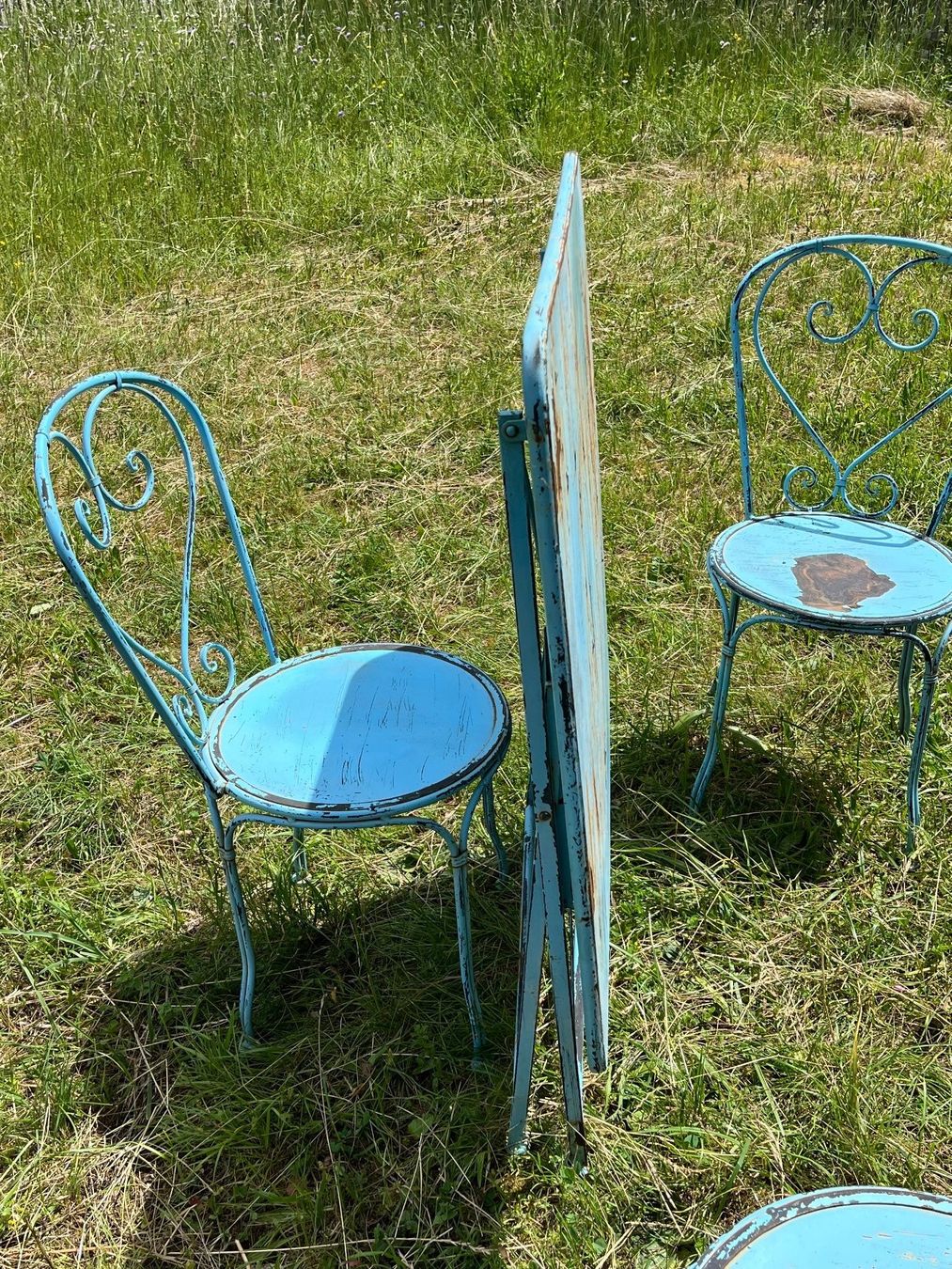 Set di tavolo e panche: Gartentisch mit 4 Stühlen, Metall – Usato da Madetswil venduto da Babalou 2