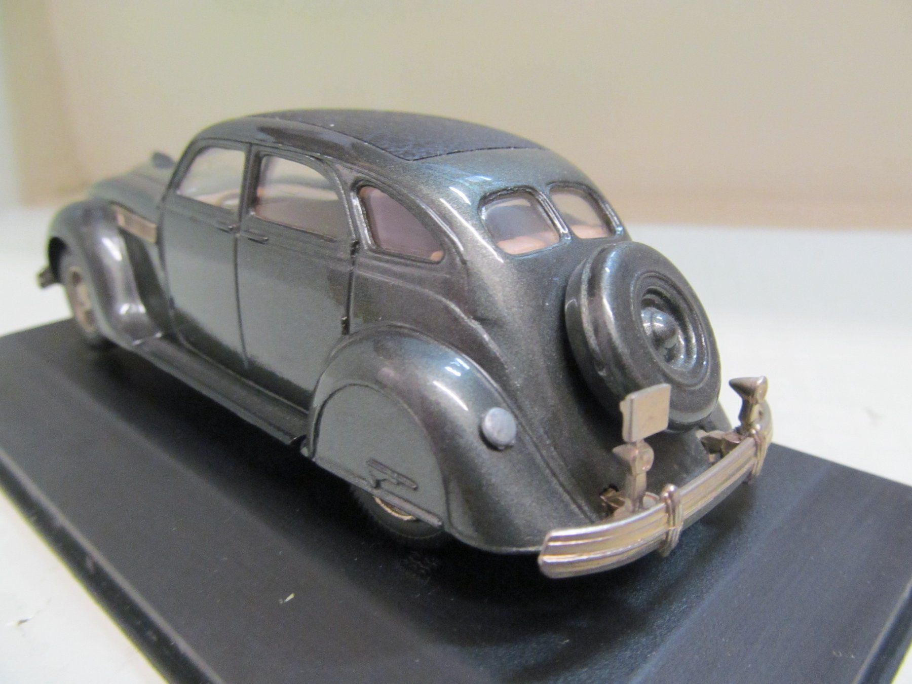 Chrysler Modellini d'auto: CHRYSLER AIRFLOW  1935    MIT VINIL DACH – Nuovo (secondo la descrizione) da Grueningen venduto da malamut56 1