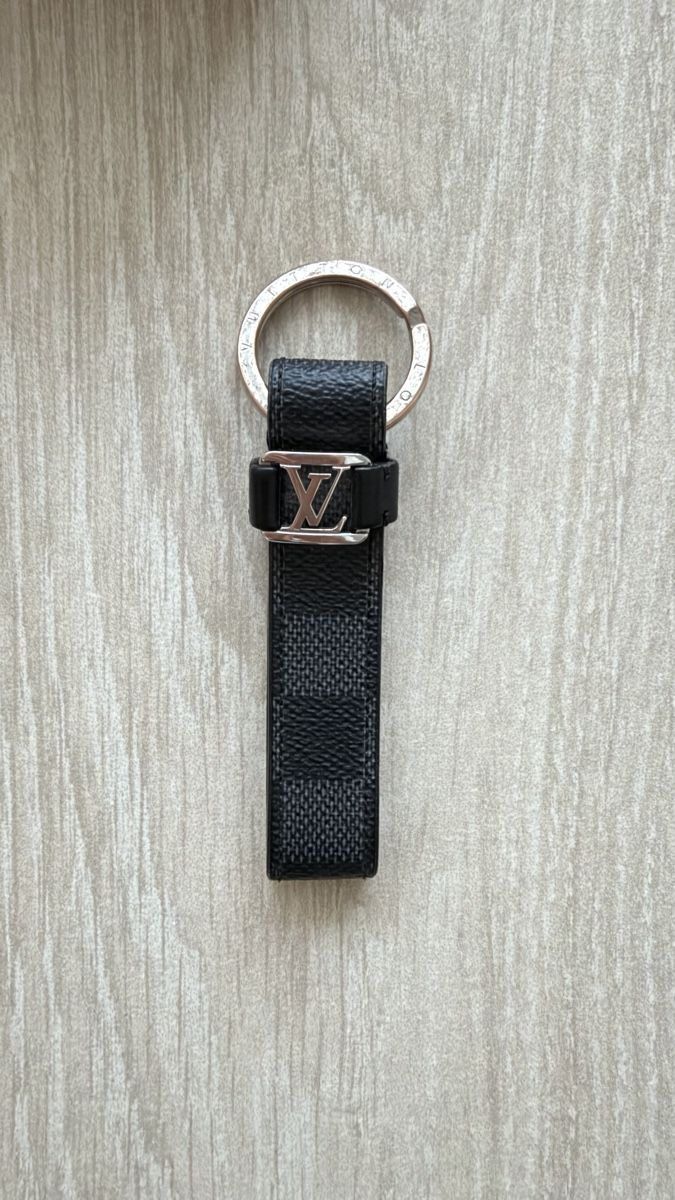 Louis Vuitton Portachiavi: Porte clé Louis Vuitton – Usato da Marin-Epagnier venduto da Malone22 1