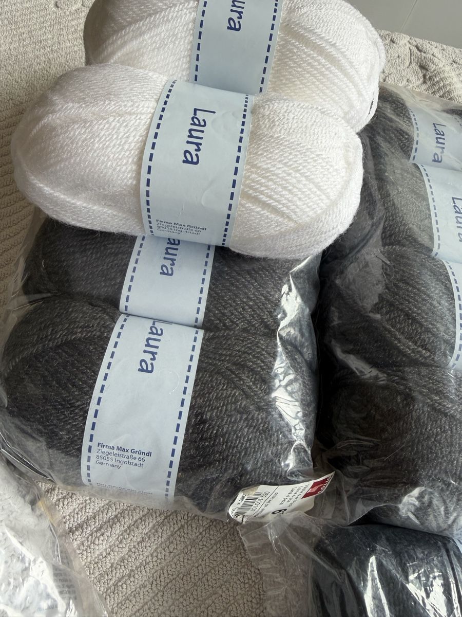 Wolle: Strickgarn / Wolle – Neu und originalverpackt aus Witterswil von gsc_z6ts 2