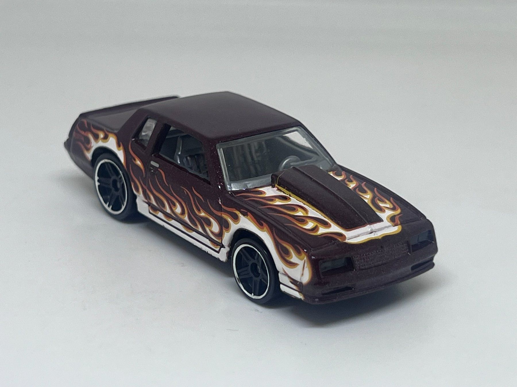 Hot Wheels Modellini d'auto: Hot Wheels '86 Monte Carlo SS – Nuovo (secondo la descrizione) da Wildegg venduto da LaaBoutique