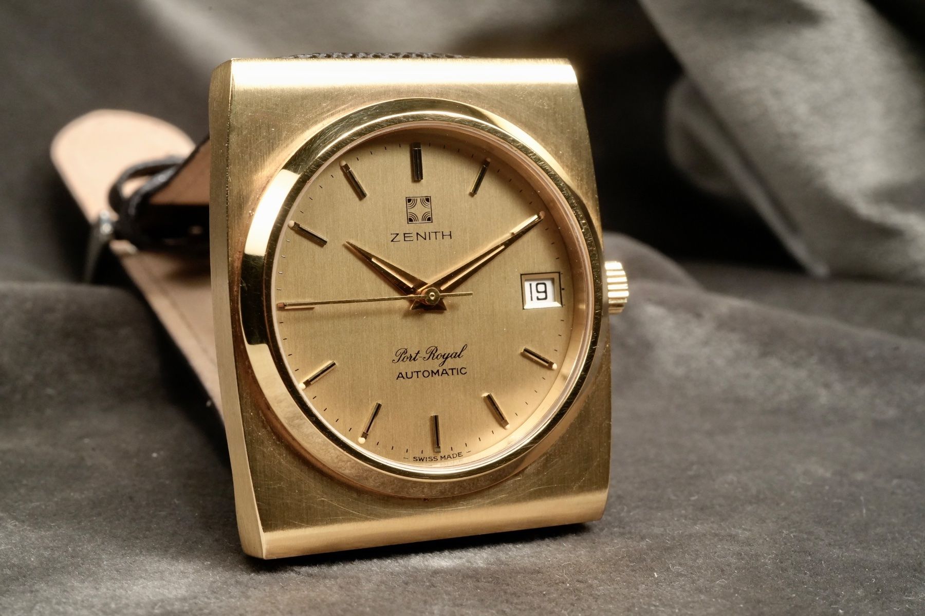 Zenith Uhren: Zenith - Port Royal Automatic Ref. 20.0010.490/495 NOS Watch – Gebraucht aus Morcote von chronoservice 2
