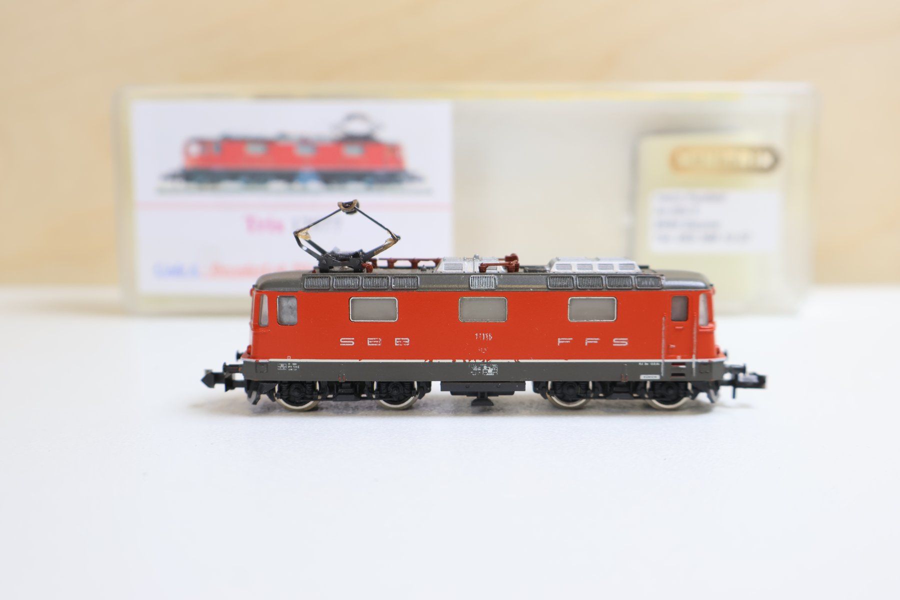 Trix Modellini di ferrovie: Minitrix SBB Re 4/4 E-Lok - ESU V4 Digital Spur N – Usato da Winterthur venduto da Monstera 5