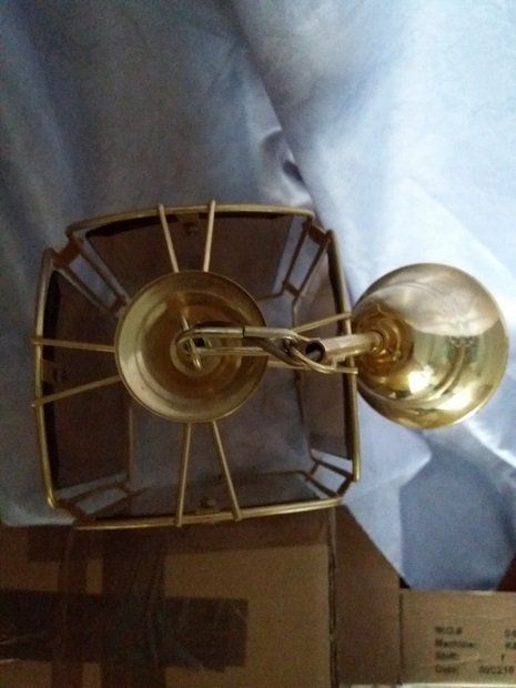 Lampade: Lampe de plafond 230V , selon photos – Usato da Saxon venduto da flicfloc 3