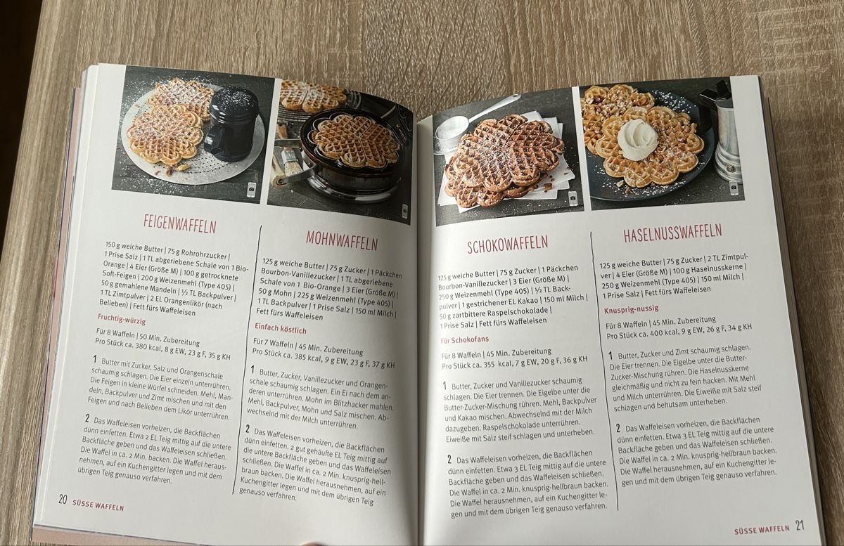 Libri: Rezeptbuch Waffeln  – Usato da Ennenda venduto da mar_kz98 2
