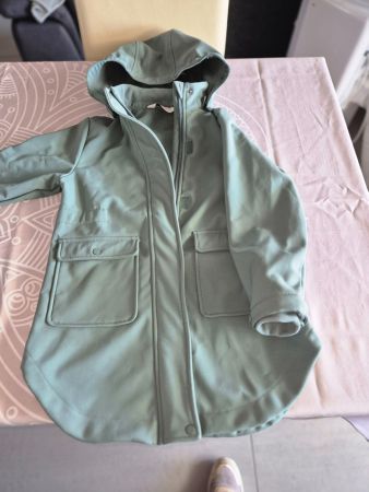 Tolle Softshelljacke Grösse 134/140 .