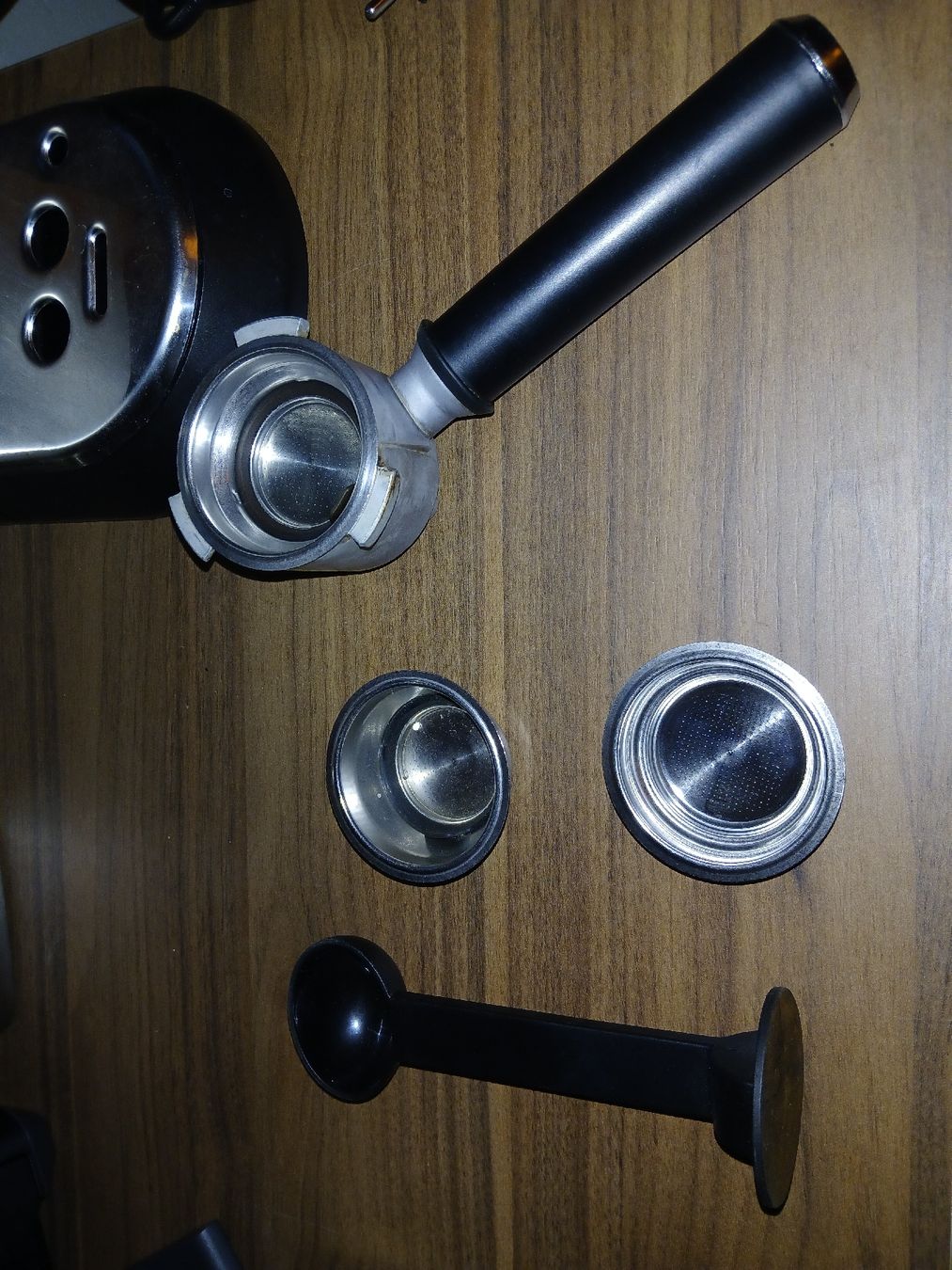 De'Longhi Macchine per caffè & Macchine per espresso: Kaffeemaschine mit Mühle Komplettsatz – Usato da Weesen venduto da avs07 2