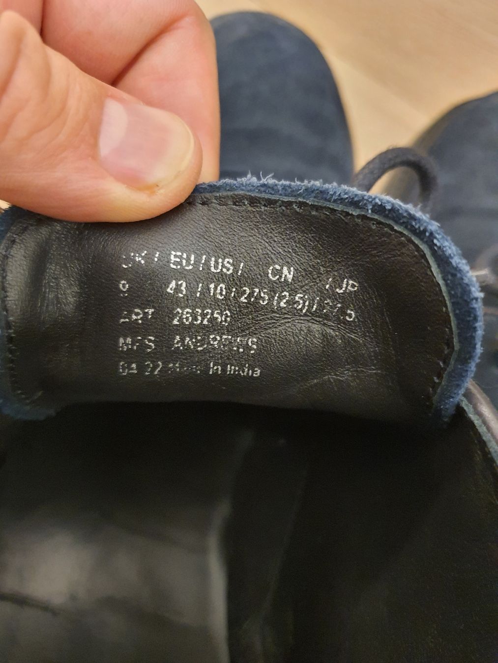 Ted Baker Herrenschuhe: TED Baker Blue Suede Chukka Boots, mens Size 43, – Gebraucht aus Wallisellen von Alexandrertheg 6