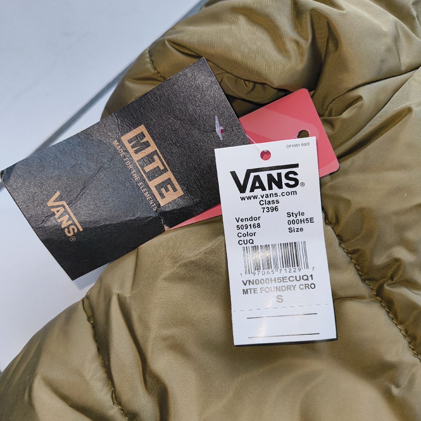 Vans Giacche: Vans kurze Damen Jacke, Grösse S – Nuovo e nell'imballaggio originale da Uitikon Waldegg venduto da PJLS1 3