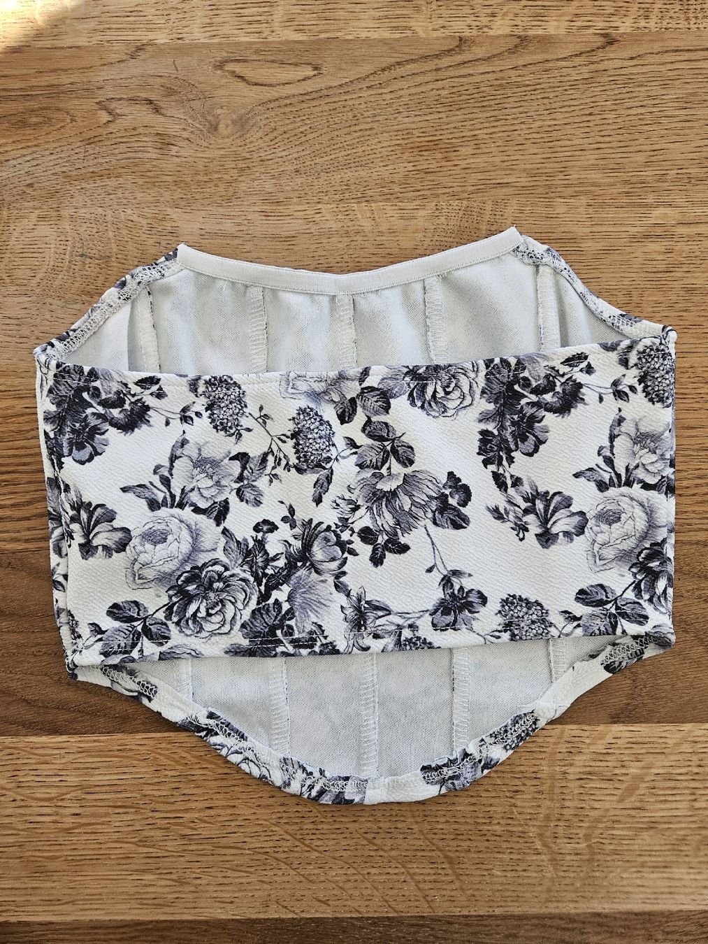 Shein Top: haut bustier XS  – Usato da Vétroz venduto da sas_yln5 1