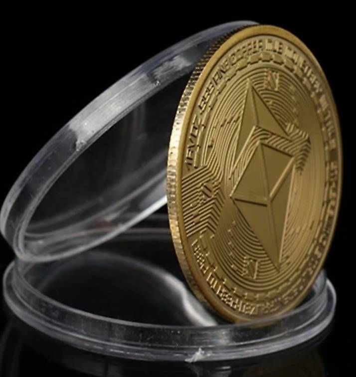 Tutti le monete: Pièce Ethereum  de haute qualité dans sa boîte – Usato da Morges venduto da con_jw6n 2