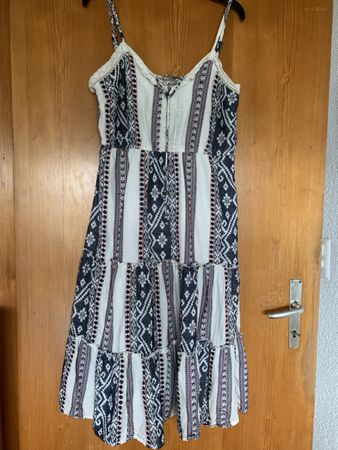 Yessica Sommerkleid circa Gr. 40, Fit & Flare - Top Zustand!