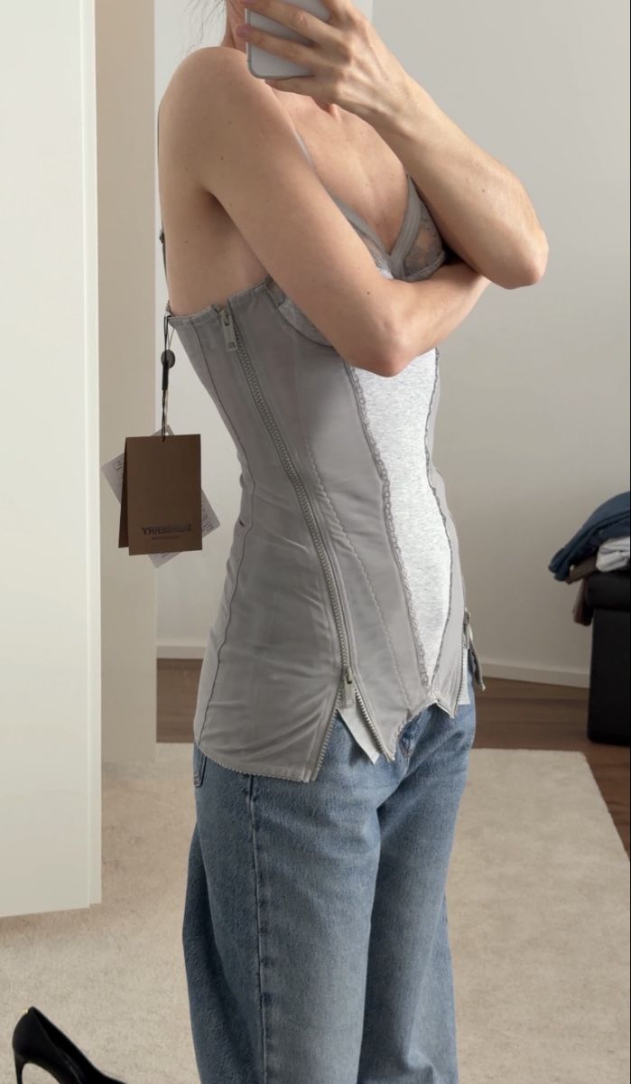 Burberry Tops: Burberry corset – Neu und originalverpackt aus Paradiso von viorea 2