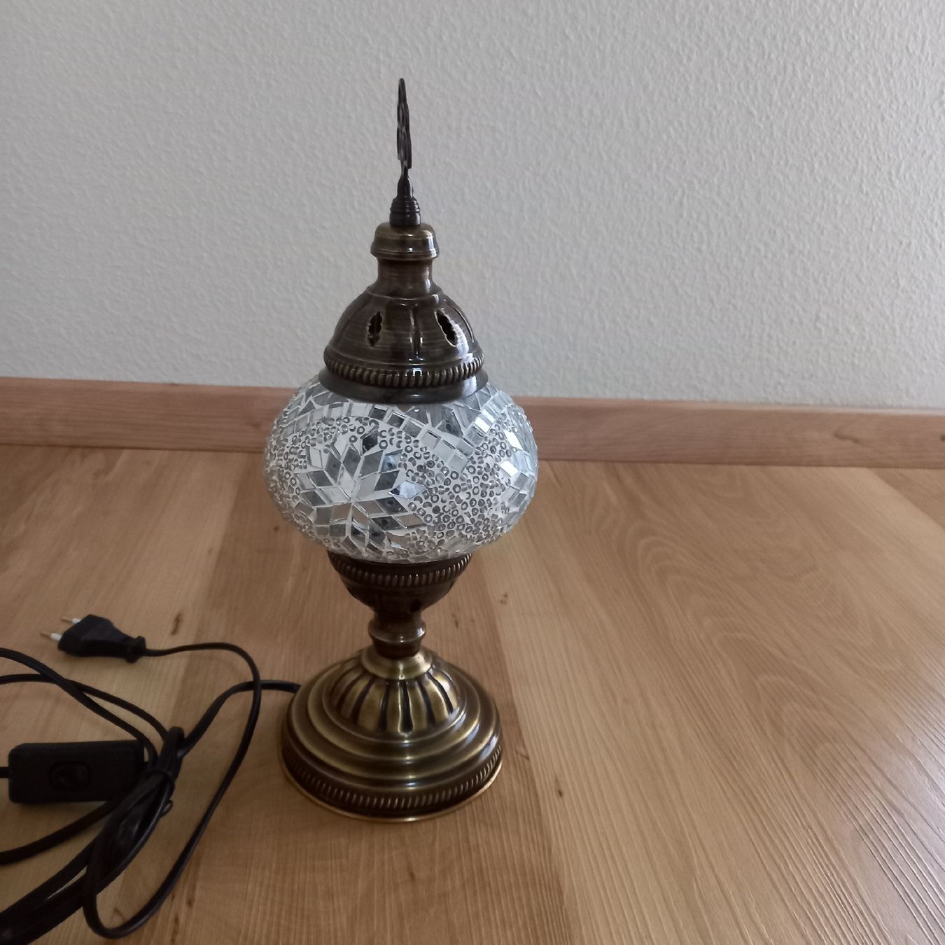 Lampade: Lampe – Nuovo (secondo la descrizione) da Flüh venduto da nad_x5qn