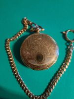 Schöne Skelett Taschenuhr mit Kette zu verkaufen.
