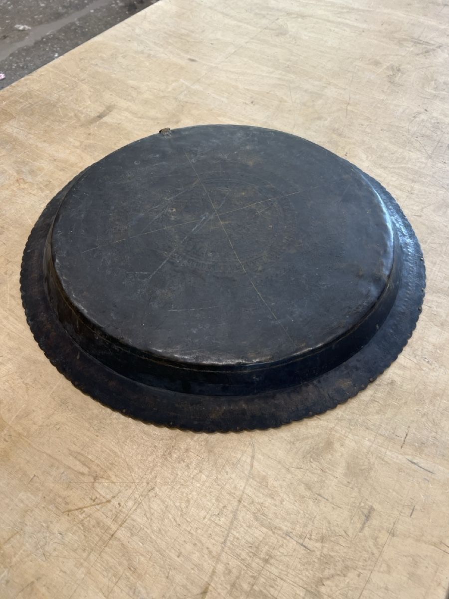 Piatti di portata: Rundes Messingtablett mit Gravur ca. 58cm Durchmesser – Usato da Perlen venduto da Chregle1 3