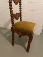 Antiker stuhl bobbin mit intarsien wunderschön