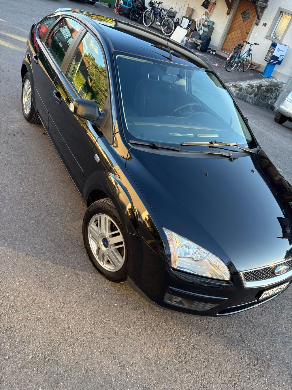 Ford Autos: Ford Focus Ghia – D'occasion à Grüt (Gossau ZH) par Worker95 3
