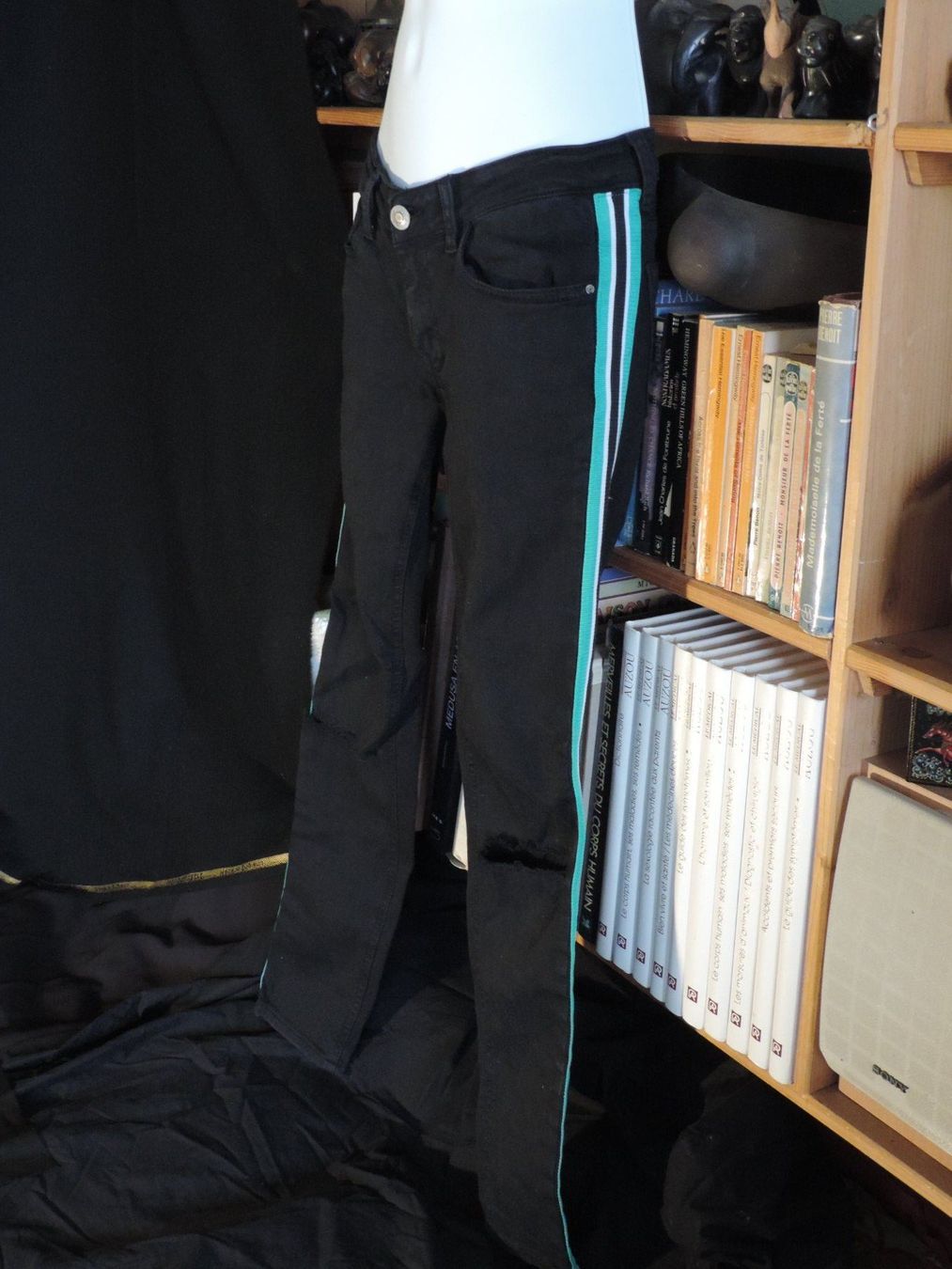 Hosen: pantalon noir stretch – Gebraucht aus Genève von Axelle333 3