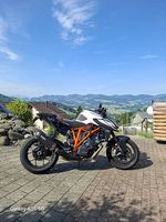 KTM Super Duke R