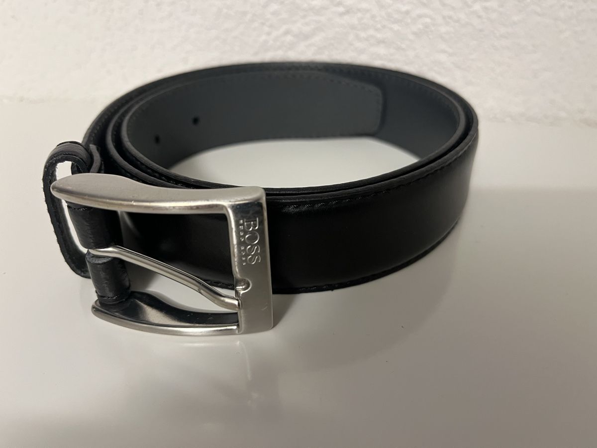 Hugo Boss Cinture: Hugo Boss Gürtel Herren – Usato da Malters venduto da LKartell