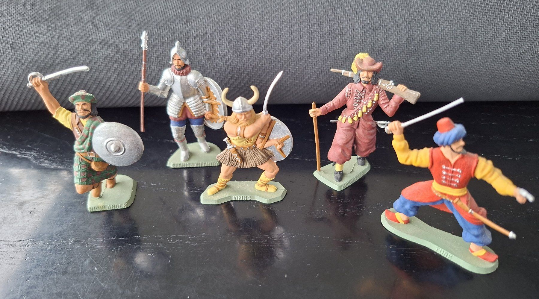 Figuren: Wikinger, Highlander usw. - handbemalte Figuren ca. 1:36 – Gebraucht aus Wetzikon ZH von Frischbach 1