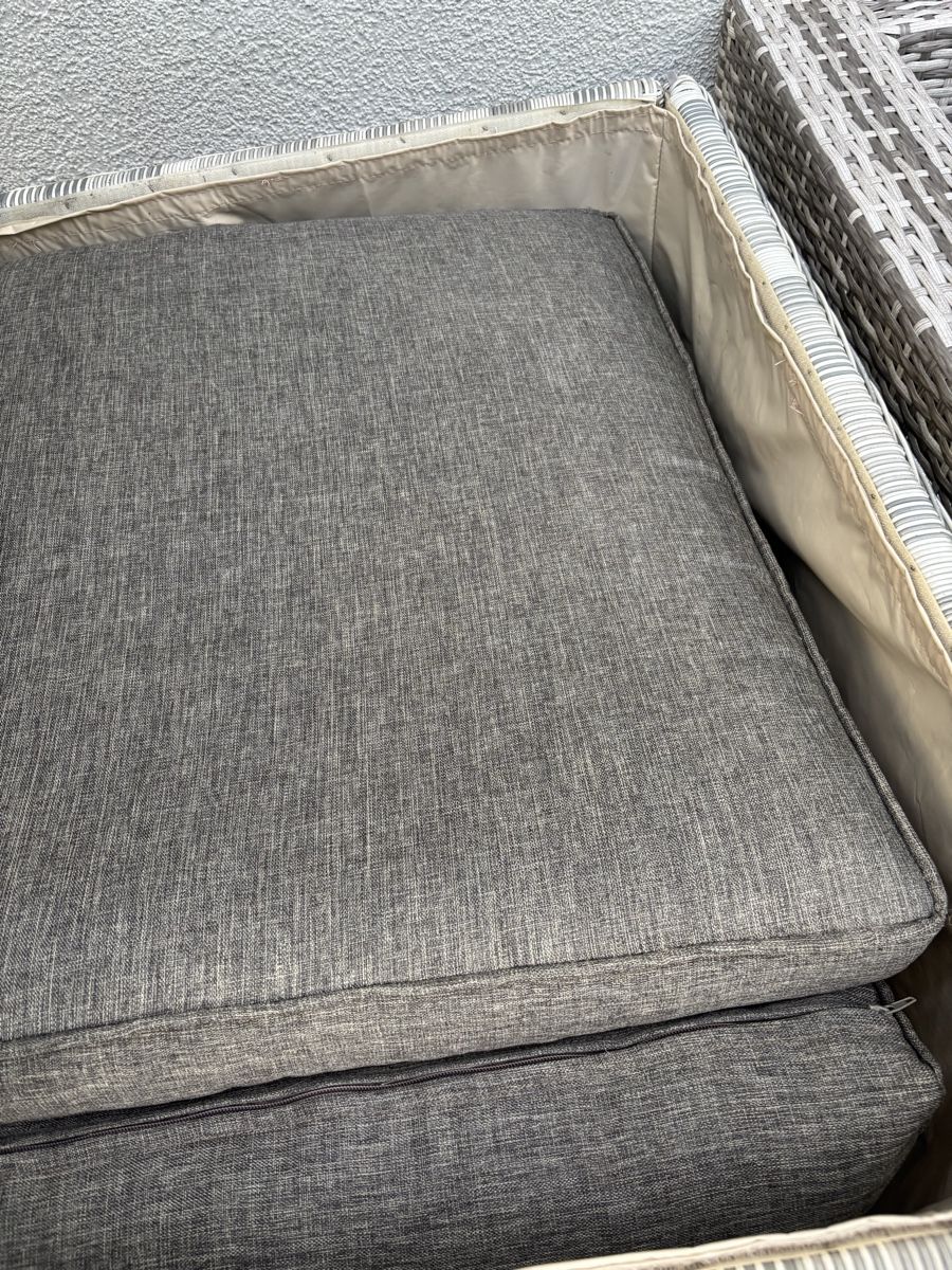 Divani: Loungemöbel Rattan Optik grau Set 2-teilig – Usato da Buchs sg venduto da Krispykristy 6