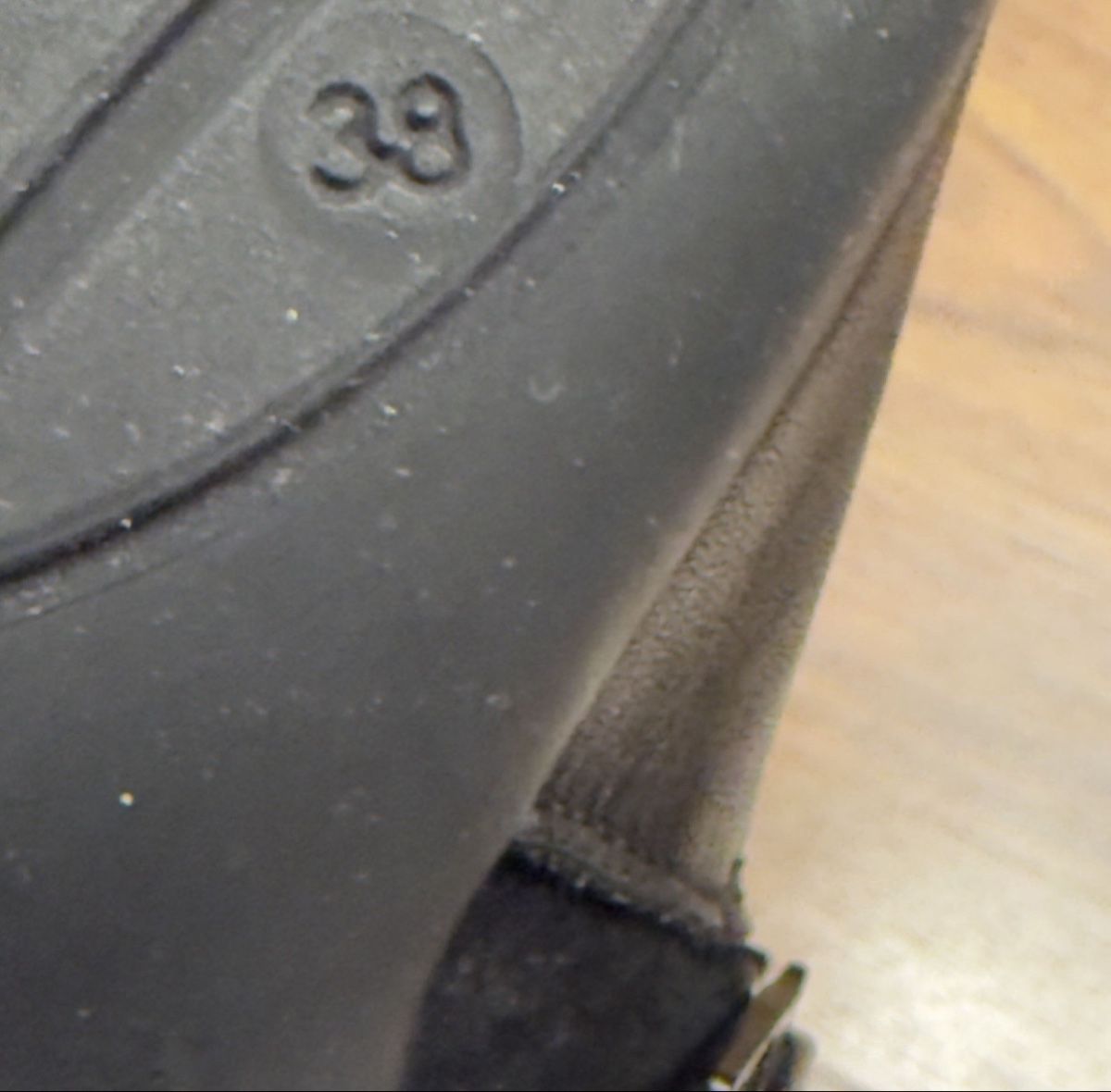 Moschino Scarpe da donna: Moschino Stiefel Grösse 38 – Nuovo (secondo la descrizione) da Oberhof venduto da RealStone 4
