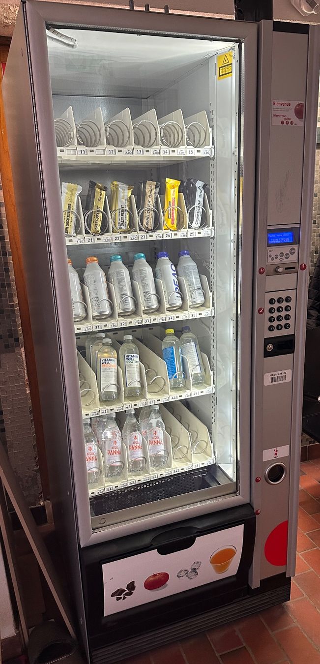 Distributeur automatique Selecta (Gebraucht) in La Chaux-de-Fonds für ...