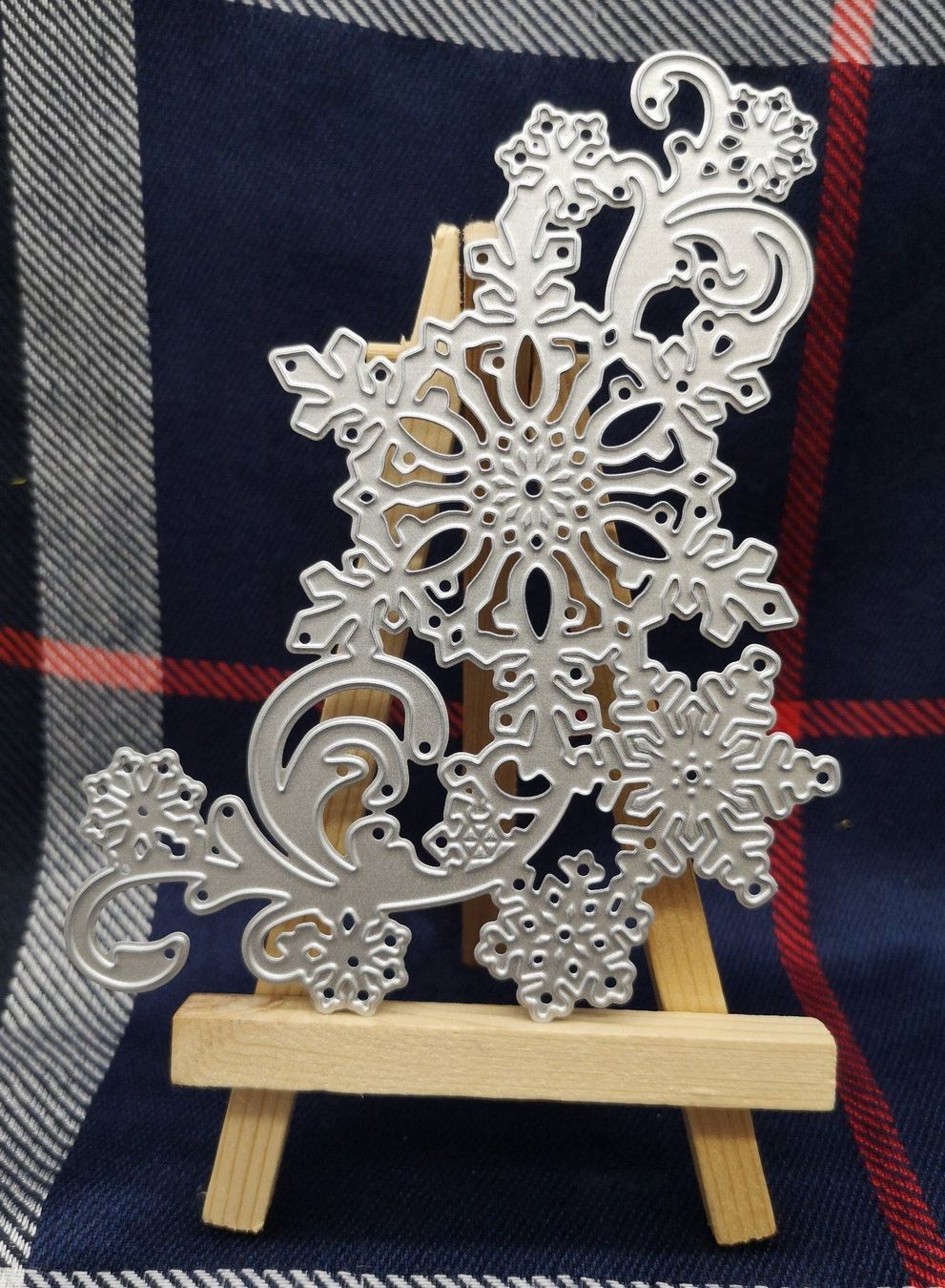 Altro in Bricolage: 8 Stanzen Weihnachten Schneeflocken Dorf – Nuovo e nell'imballaggio originale da Biberist venduto da misch810 2