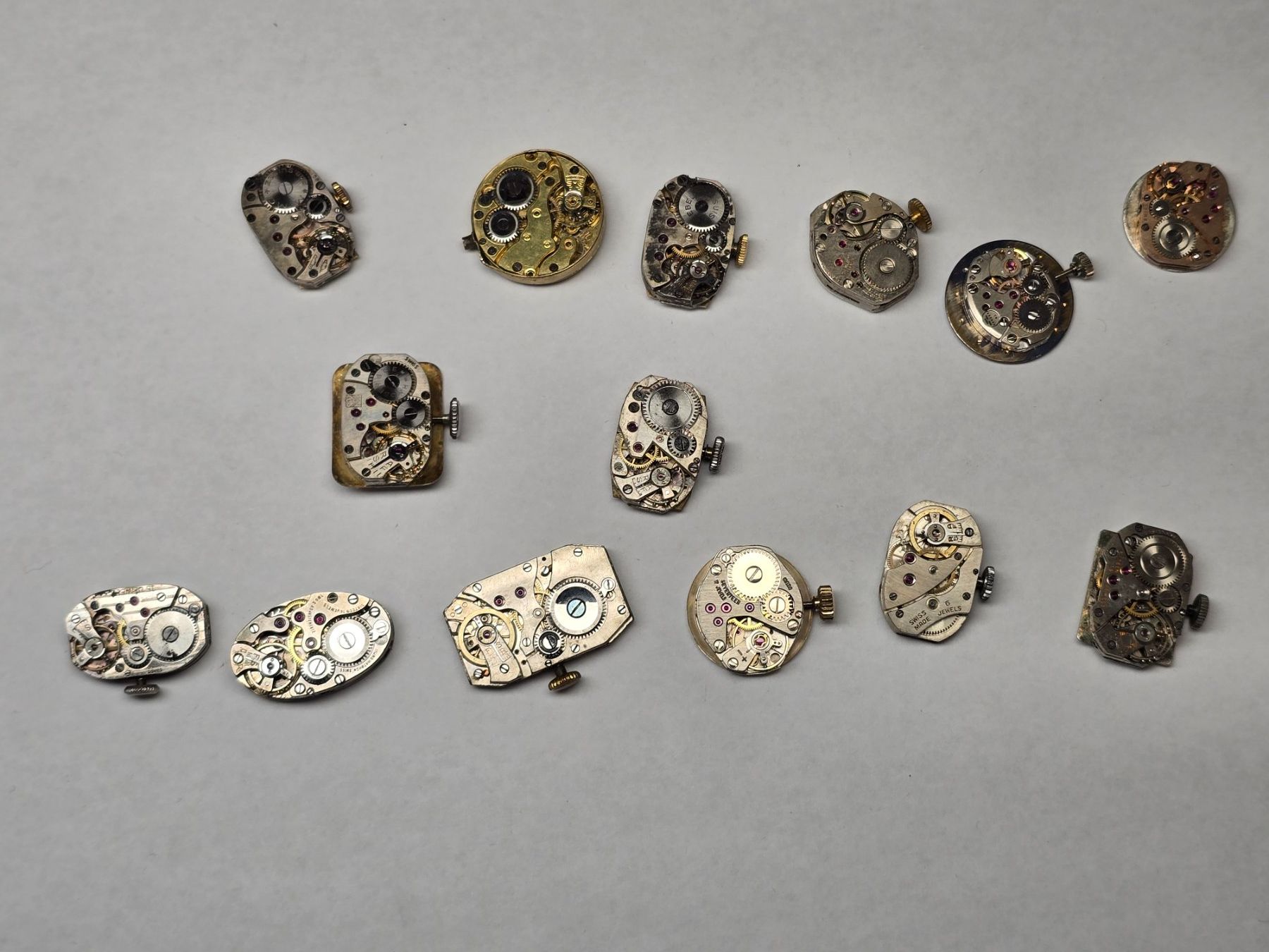 Uhren: Lot de 14 mouvements de montres – Defekt aus Tramelan von Nirdan 1