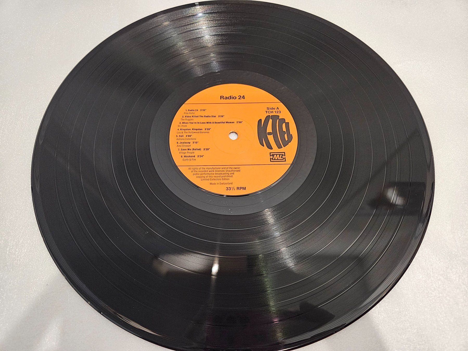 Schallplatten: Radio 24 (LP, Disco, Rock, Pop, Compilation) – Gebraucht aus Uster von Vinyl-Leidenschaft 5