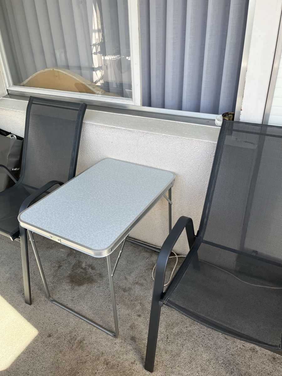 Set di tavolo e panche: Camping Tisch mit 2 Stühlen Metall Netzstoff Grau – Nuovo (secondo la descrizione) da Rüfenacht venduto da lilly_67 1