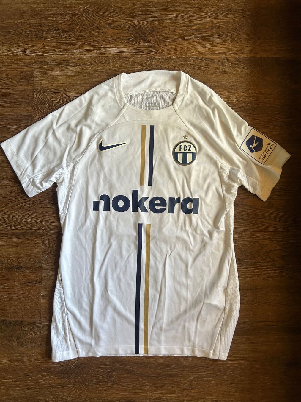 Canottiere & Pantaloni: Spielertrikot von Jonathan Okita – Usato da PfäffikonZH venduto da Manuel68